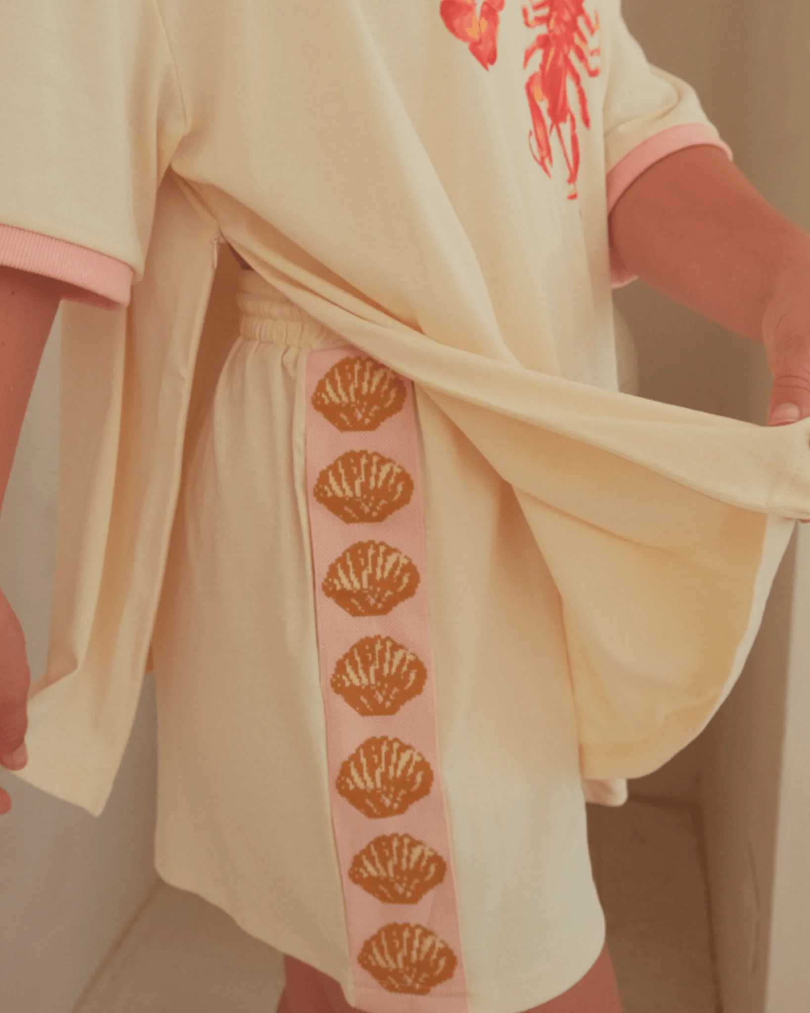 FINAL SALE | Essential Shorts | Beige Shells - Image 5