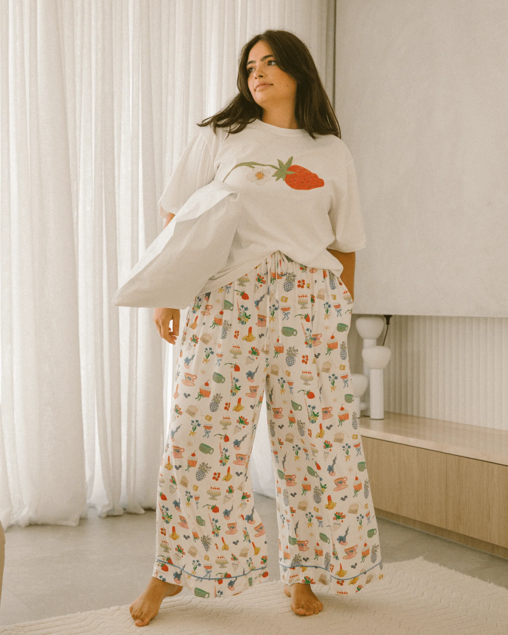 FINAL SALE | Essentials Tee | Strawberry - Image 2