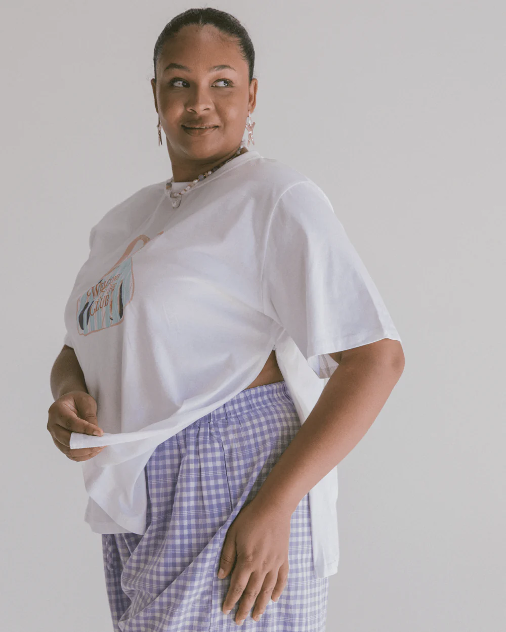 Essentials Tee | Welcome to the Club - Image 5