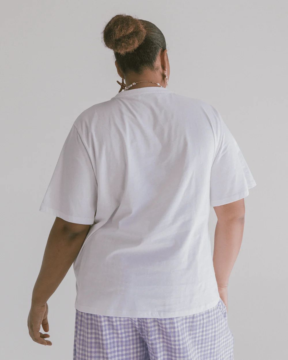 Essentials Tee | Welcome to the Club - Image 8