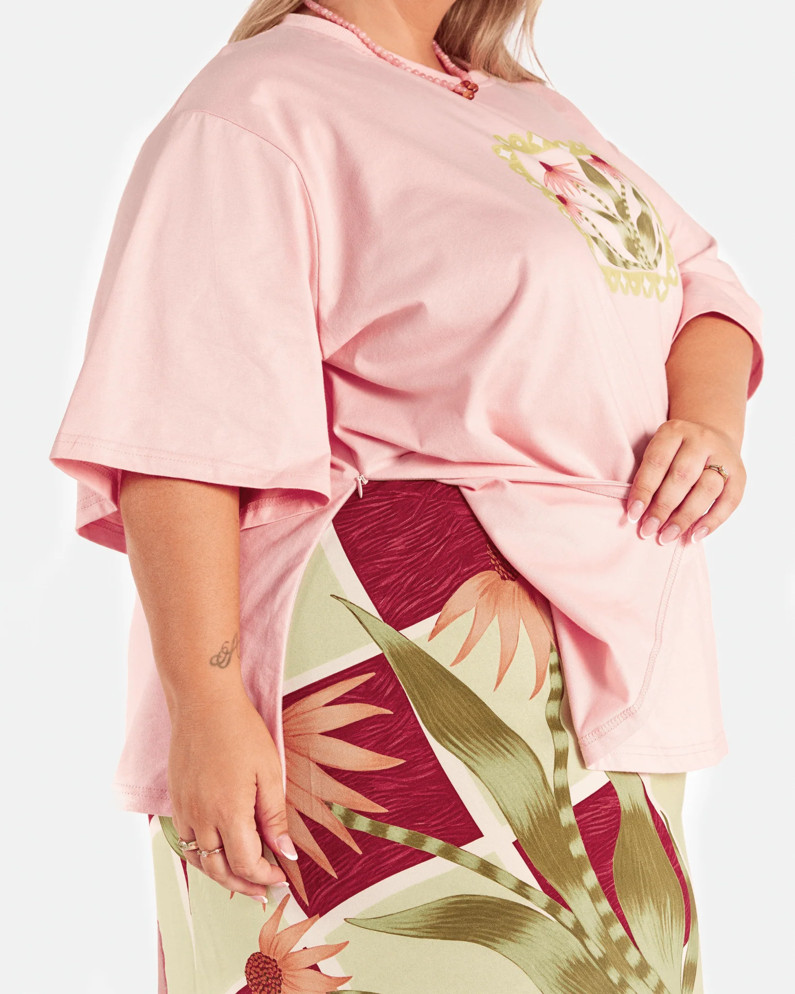 Essentials Tee | Wildframe - Image 7