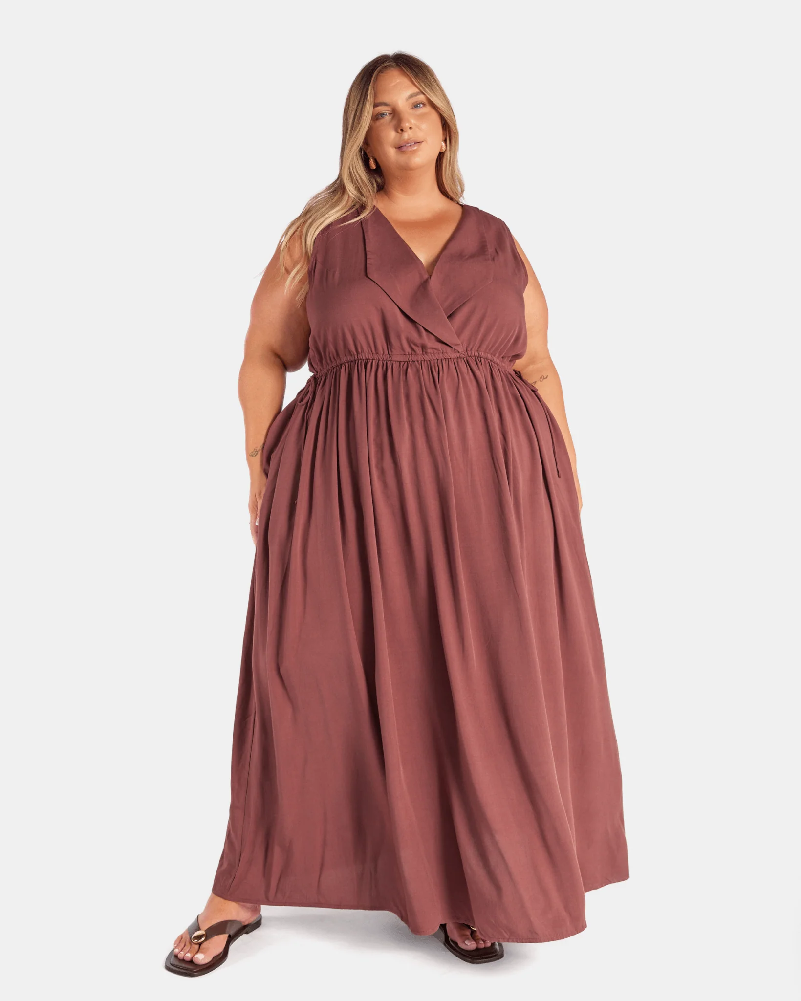 Olivia Maxi Dress | Brown